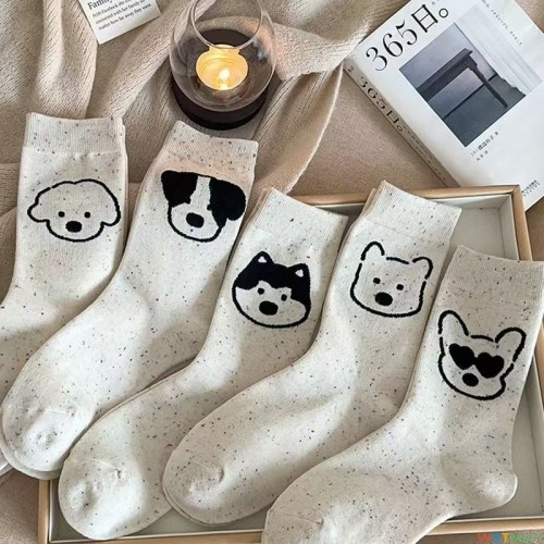点子纱小狗袜子女中筒袜春秋季款日系可爱运动长袜女