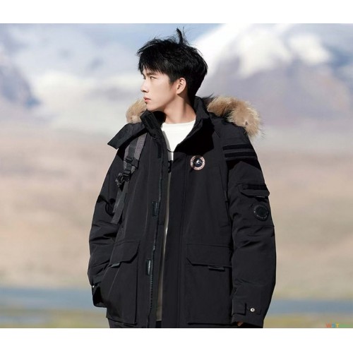 休闲工装毛领连帽羽绒服