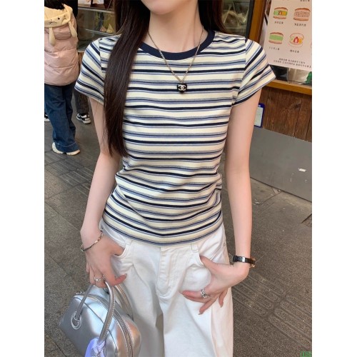 条纹短袖t恤女2025夏季新款复古撞色内搭打底衫修身短款正肩上衣