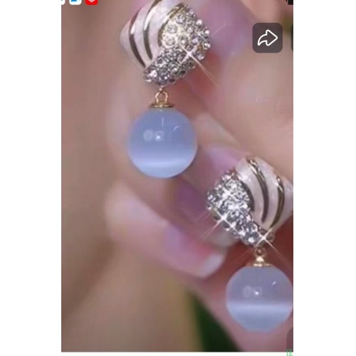 气质高级感几何镶钻白色滴油耳环轻奢优雅猫眼石耳坠时尚大气耳饰