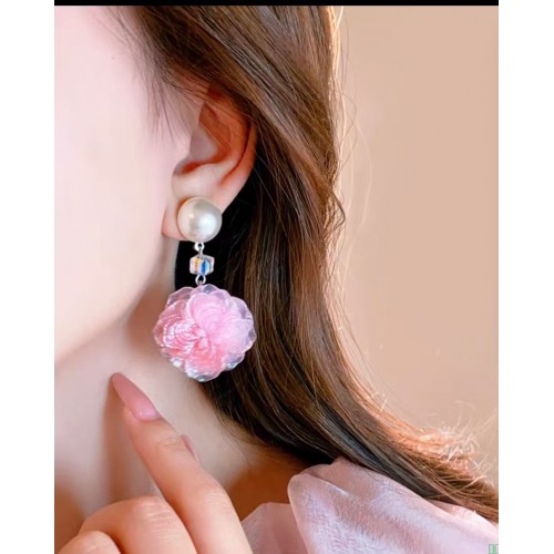 度假风粉色花朵珍珠水晶耳坠耳环女精致小众耳钉高级感巨好看耳饰