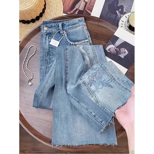 浅蓝色蝴蝶结刺绣直筒牛仔裤女夏季大码胖mm高腰宽松显瘦阔腿长裤