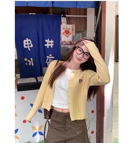 真维斯黑色短袖t恤女夏季女装2025新款爆款纯棉半袖正肩显瘦上衣X