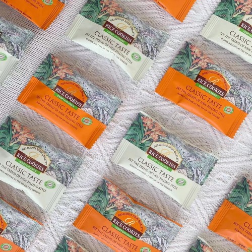 新货汇佳巧米脆片米饼海苔味蛋黄味大米饼干结婚满月喜饼零食