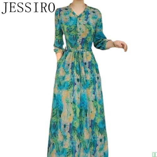 婕茜露2026春款优雅蓝绿花卉中老年大码连衣裙显瘦百搭长袖裙子