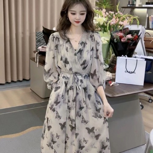 时尚洋气质套装女2夏季新款防晒衫一整套吊带连衣裙