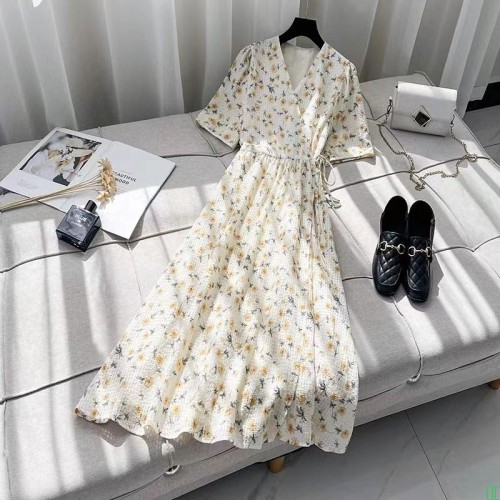 真丝桑蚕丝连衣裙女装夏季新款轻奢品牌小个子碎花气质A字裙