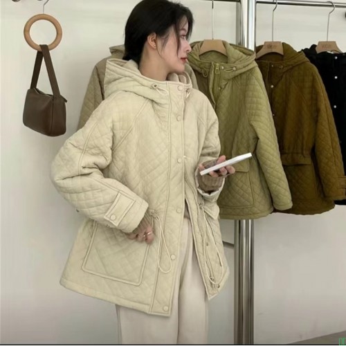 女装